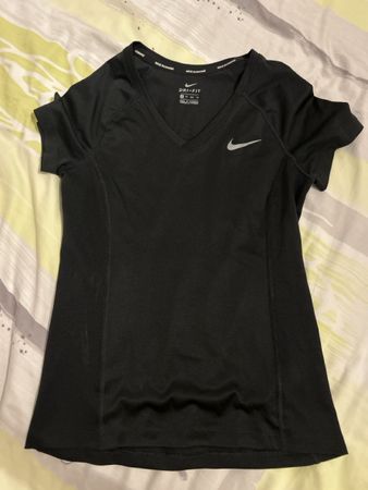tshirt de sport Nike XS