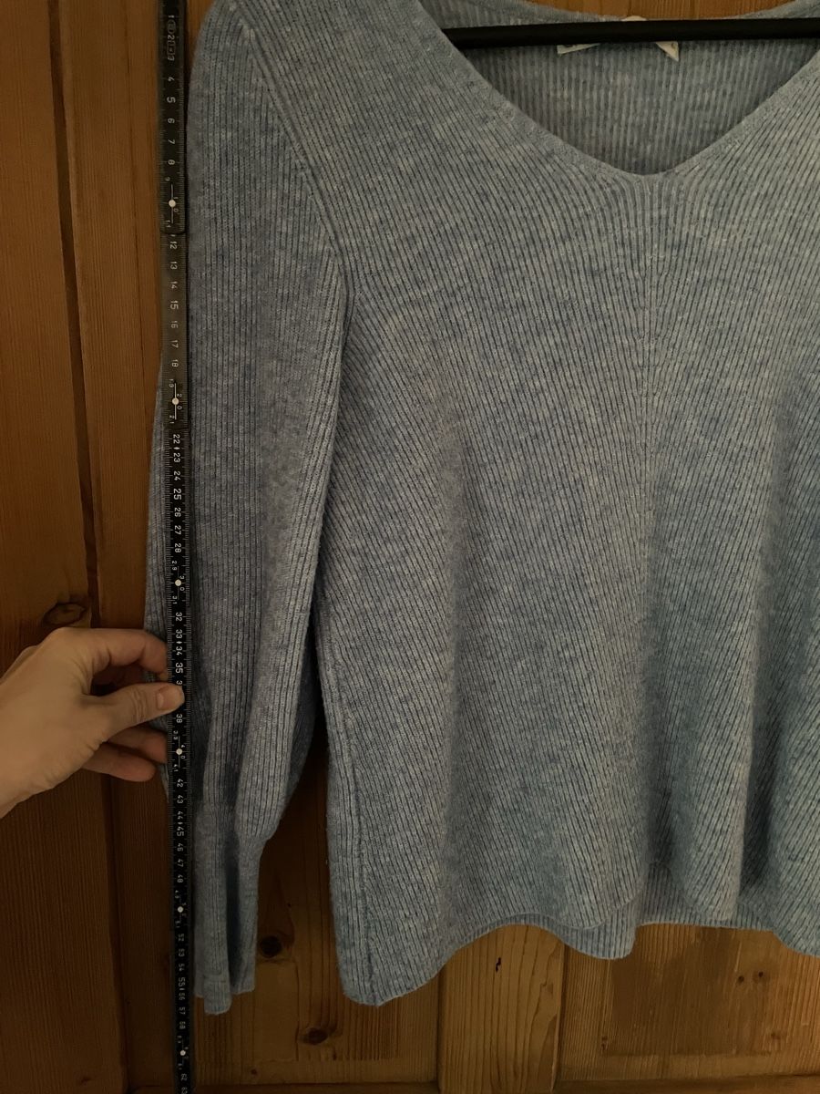 Only Maglioni & Felpe: ONLY Pullover M Hellblau – V-Ausschnitt & Ballonärmel – Usato da Heitenried venduto da Steffundsasch 6