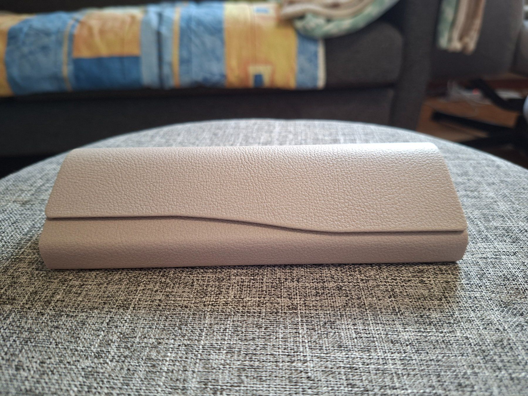 Altro in  Abbigliamento & Accessori: Glasses case/Brillenetui/New/Beige!! – Nuovo (secondo la descrizione) da Goldach venduto da mamakotzi 4