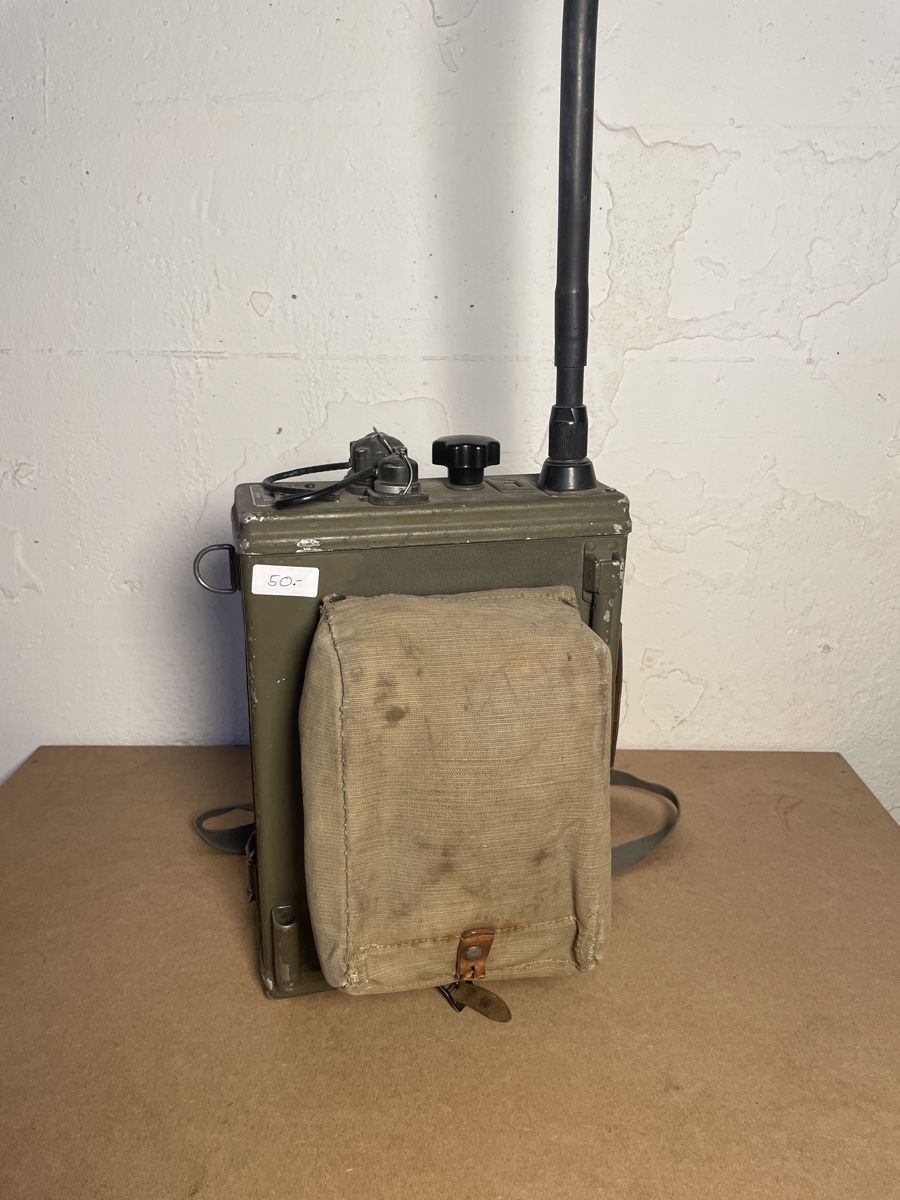 Radios: Schweizer Armee - Radio SE-101/102 E-604 – Defekt aus Fribourg von JohnB4