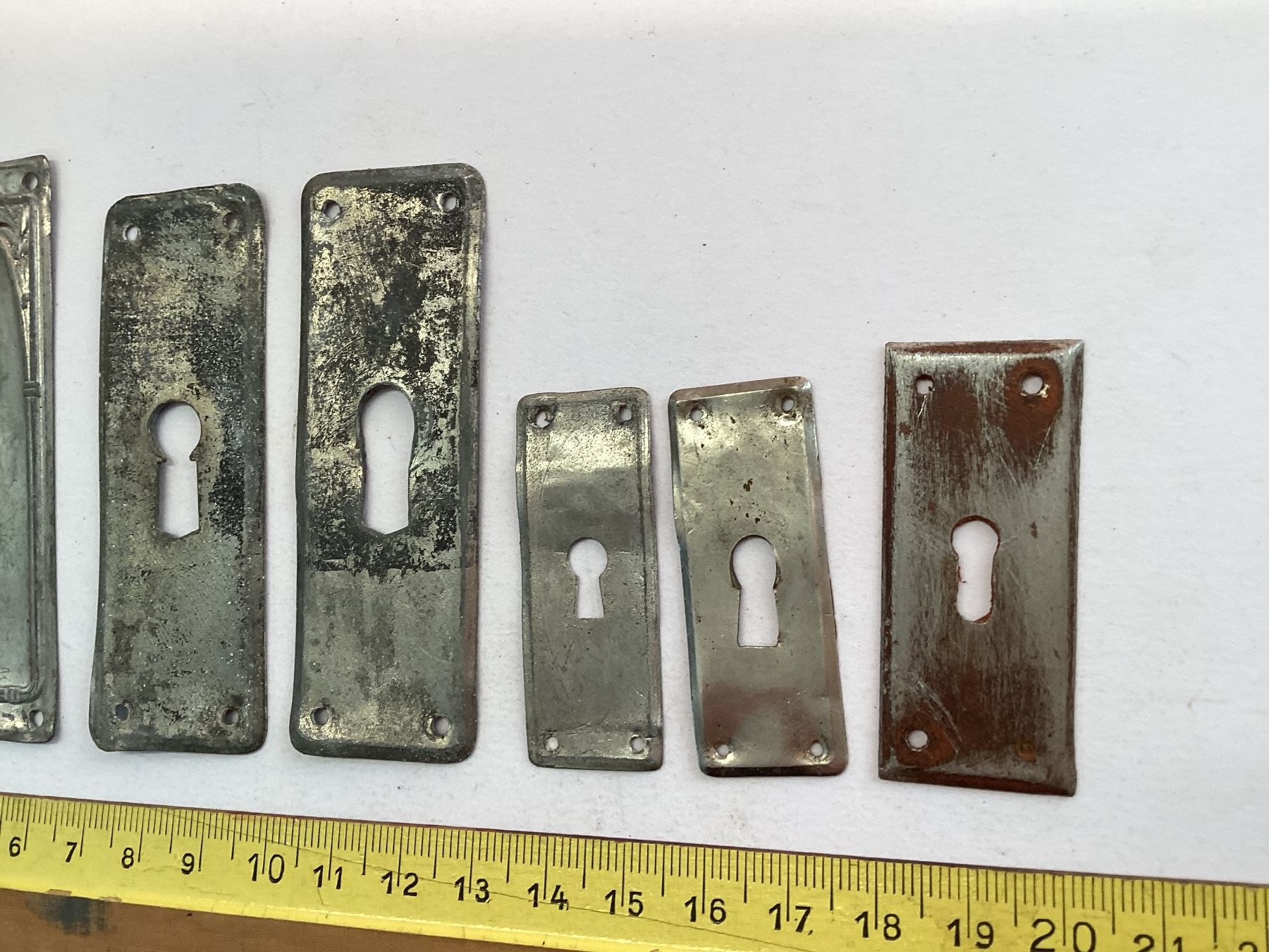 Ferramenta: 7 antike Türschilder Metall, Jugendstil, verschiedene Grösse – Usato da Eglisau venduto da mar_5rn2 1