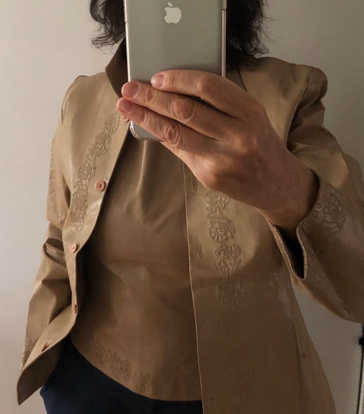 Giacche: Blazer, der mit einem Gilet aus Echtleder – Nuovo (secondo la descrizione) da Adliswil venduto da Jessik0 3