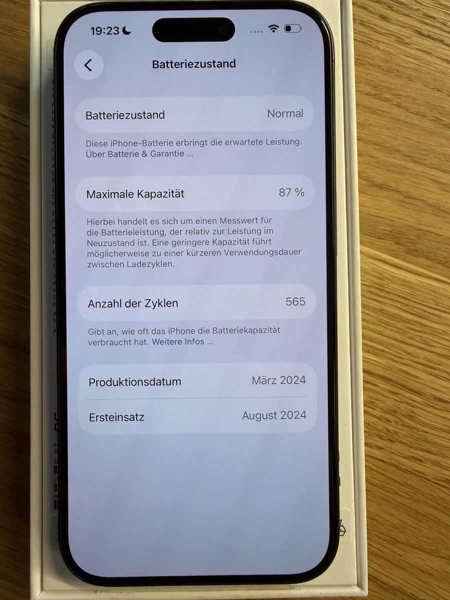 Apple Handys / Smartphones: iPhone 15 Pro, Black Titanium, 128 GB – Gebraucht aus Signau von Uesech 5