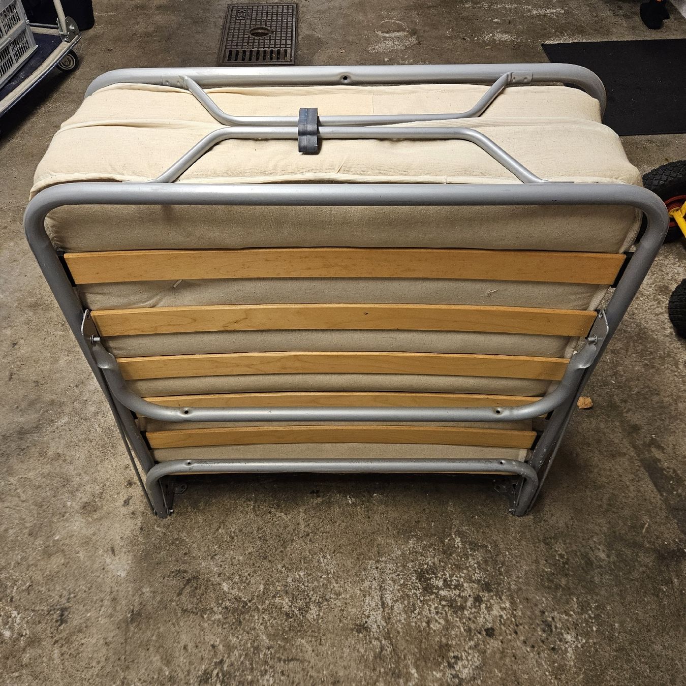 Letti: Klappbett 185 75 x 45 cm – Usato da Aesch BL venduto da Teuts 3