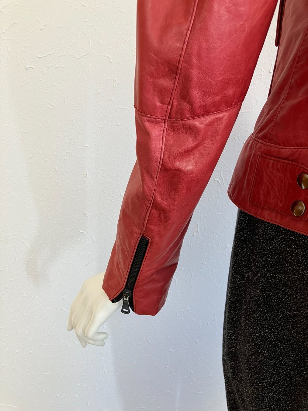 Vestes: LEONARDO Lederjacke Gr.M – D'occasion à Laupen ZH par kar_lfz6 4