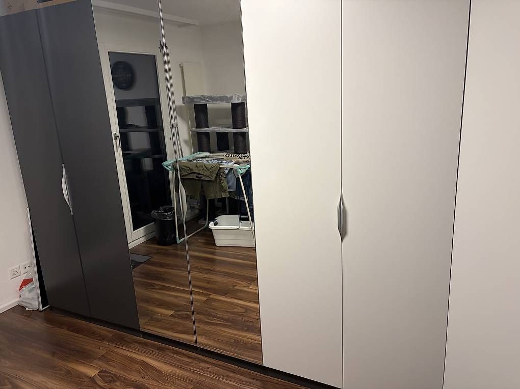 Armadi: Kleiderschrank – Usato da Reichenburg venduto da Mirabella81 1