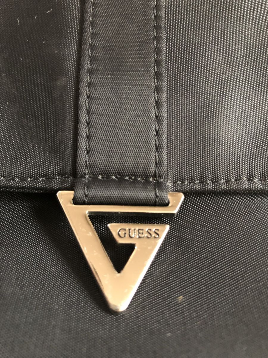 Guess Sacs femmes: Guess – D'occasion à PUlly par mum_22vds 4
