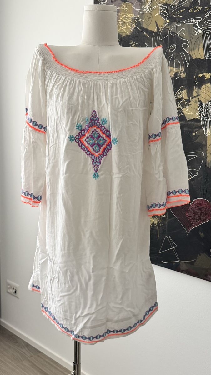 Kleider: Kleid Atmosphere – Neu (gemäss Beschreibung) aus Mörigen von TimelessFinds