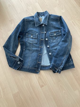Günstige Jeansjacke