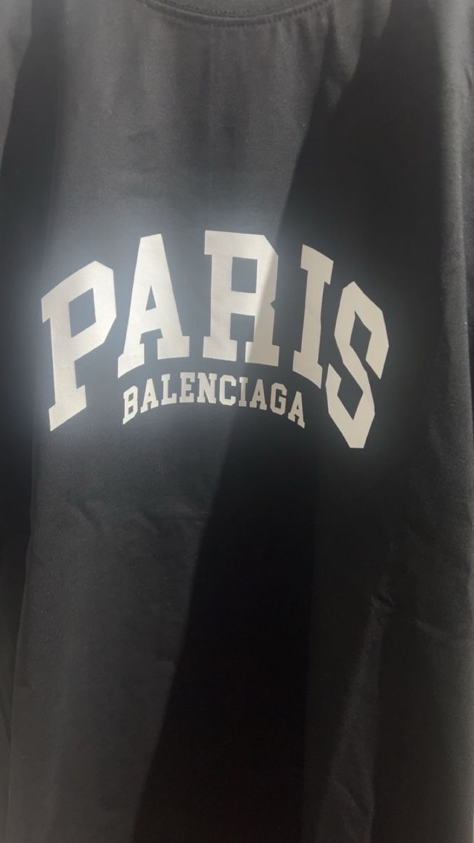 Balenciaga T-shirt: Balenciaga T-Shirt – Nuovo (secondo la descrizione) da Kreuzlingen venduto da ere_b7x7 1