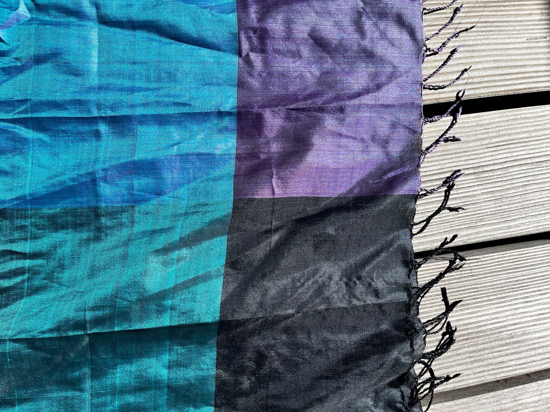 Foulard & Sciarpe: Seidenschal bunt, modisch, neuwertiger Zustand – Nuovo (secondo la descrizione) da Gommiswald venduto da RiLiMa 2