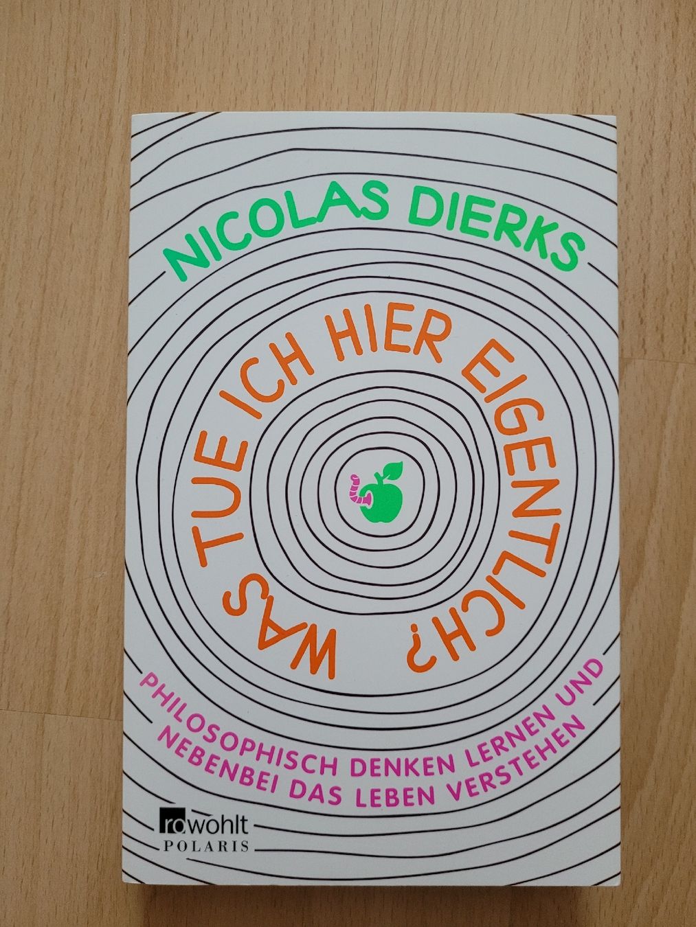 Bücher: was tue ich hier eigentlich? – Gebraucht aus Perlen von Safari_23