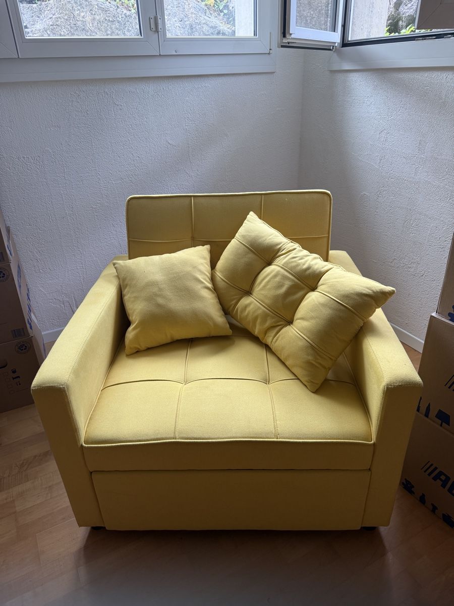 Gonser Poltrone: Sofa 1-er Sessel gelb Bettfunktion mit Hocker gebraucht – Usato da Müllheim Dorf venduto da Hoernlimann 2