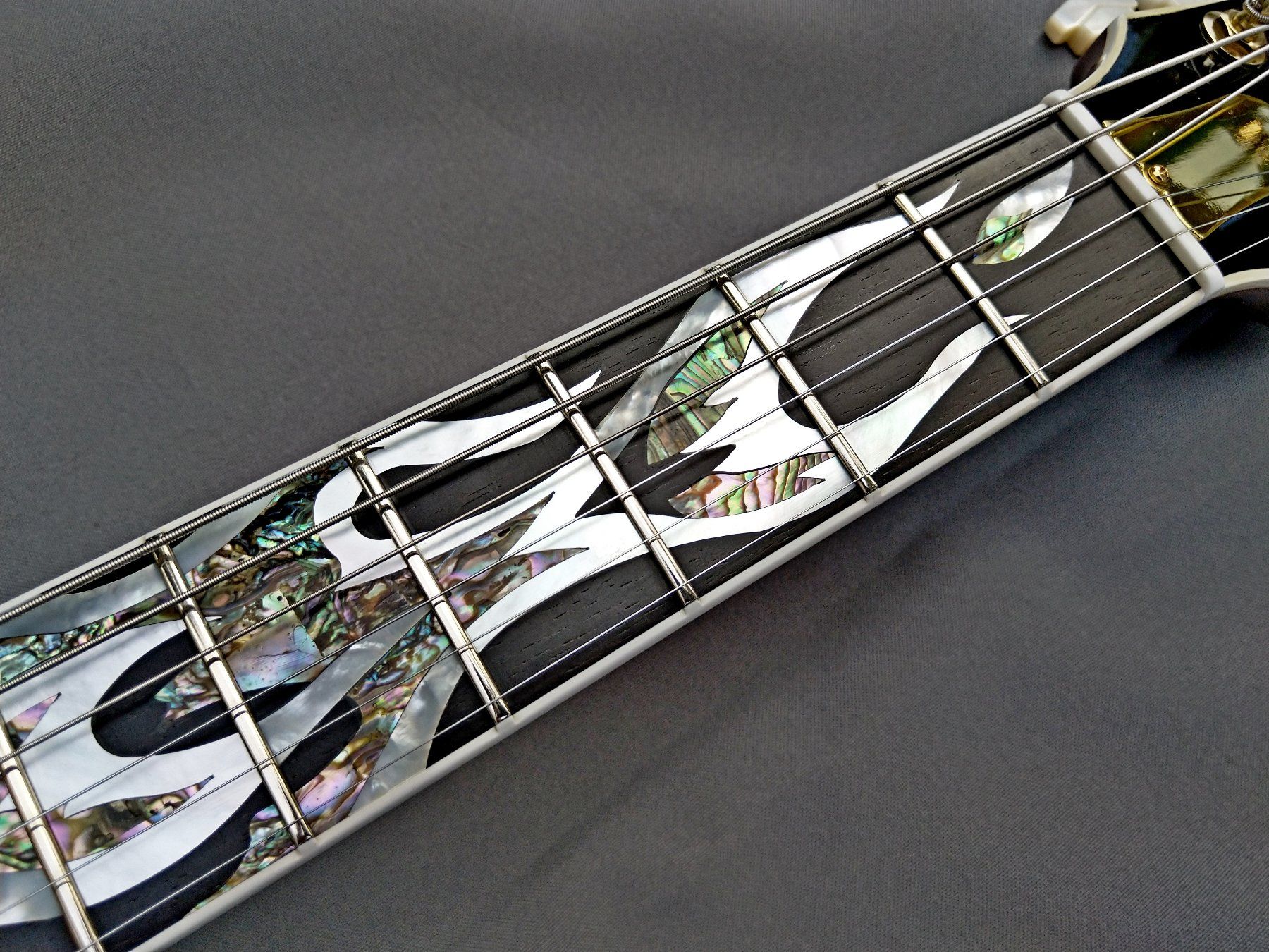 Gibson Strumenti musicali: Gibson LP Ultima Custom Shop 1997 – Usato da Basel venduto da x-hobby 8