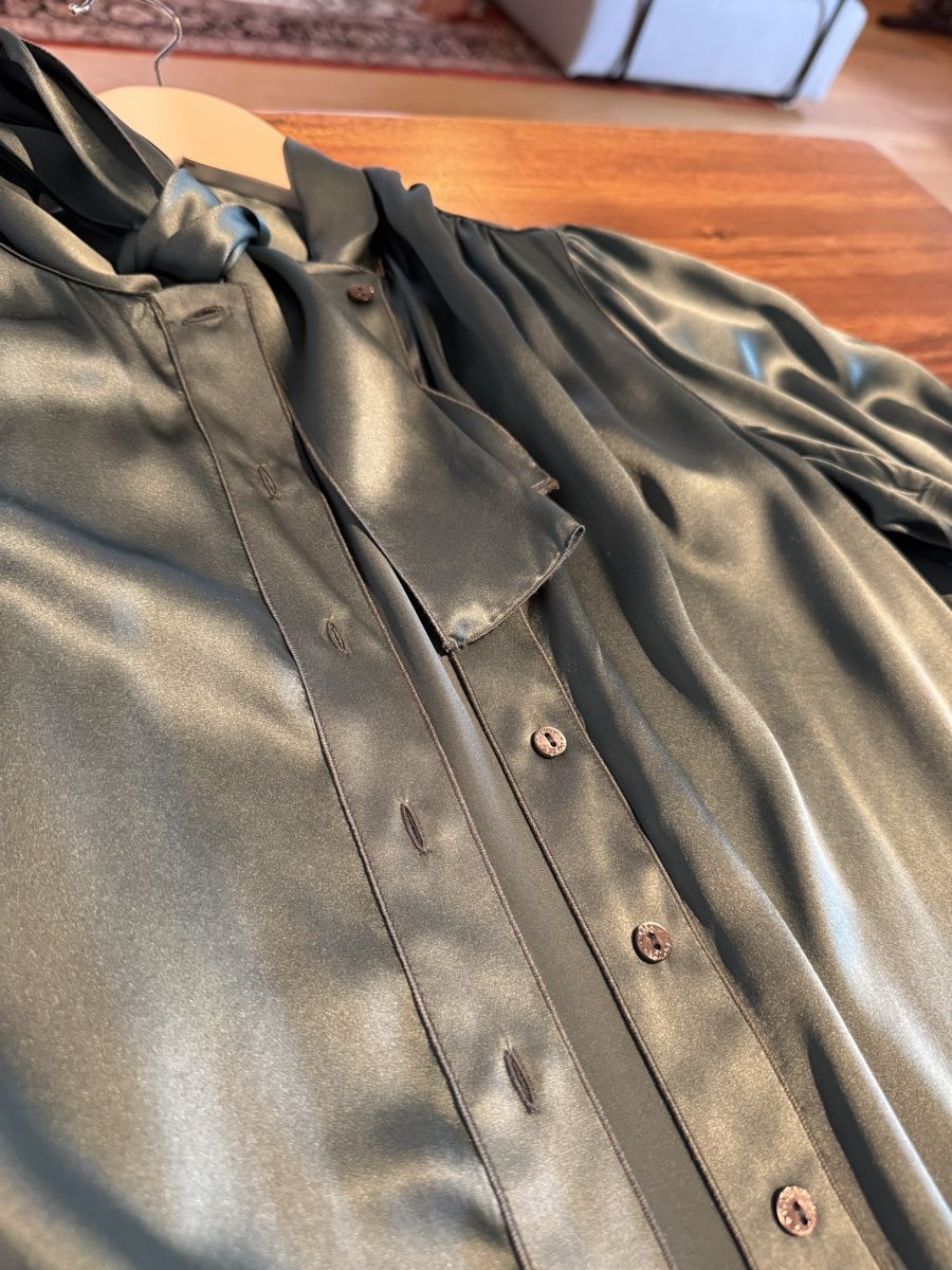 Dolce & Gabbana Camicette: Dolce & Gabbana Silk Blouse – Usato da Luzern venduto da Itsclaire 5