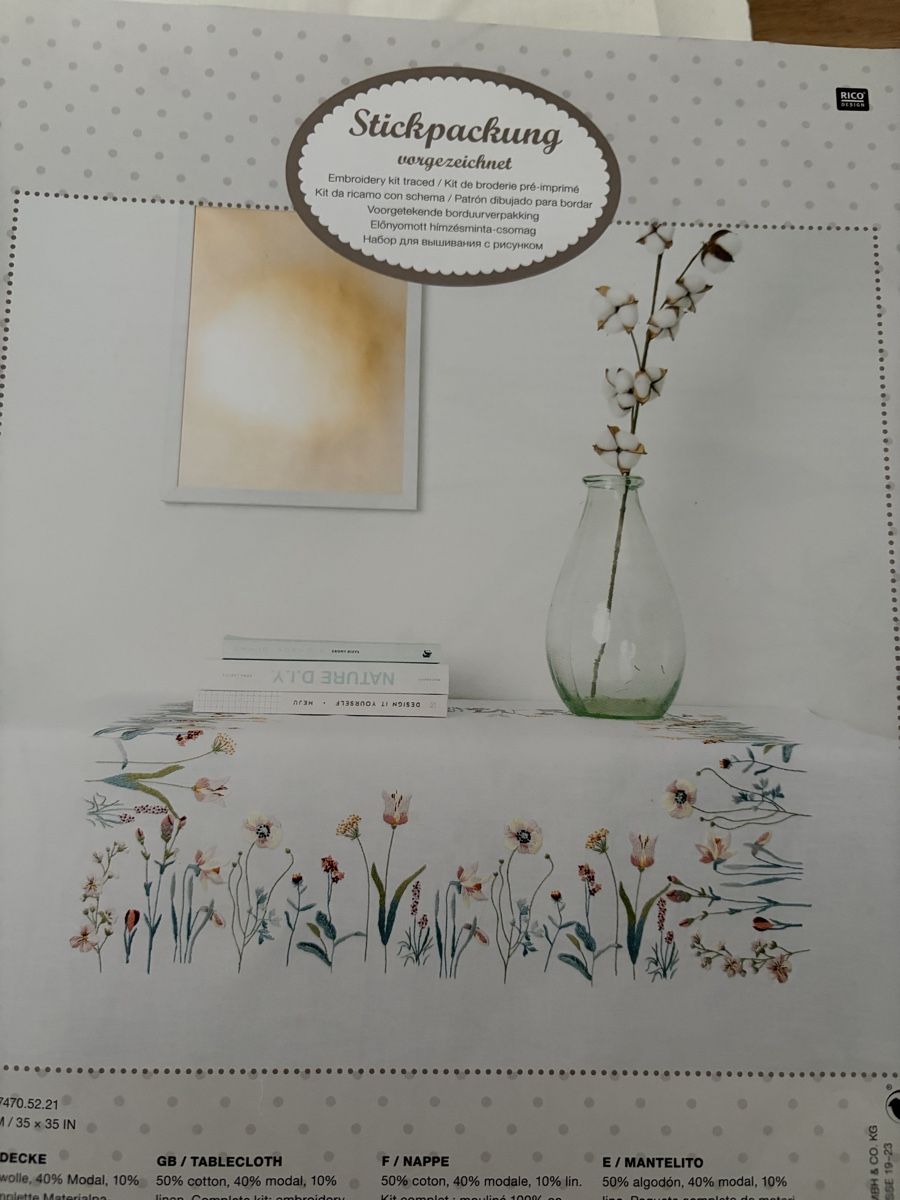 Altra biancheria da tavola: Stickanleitung Tischdecke  – Usato da Sevelen venduto da Ch_2026_1