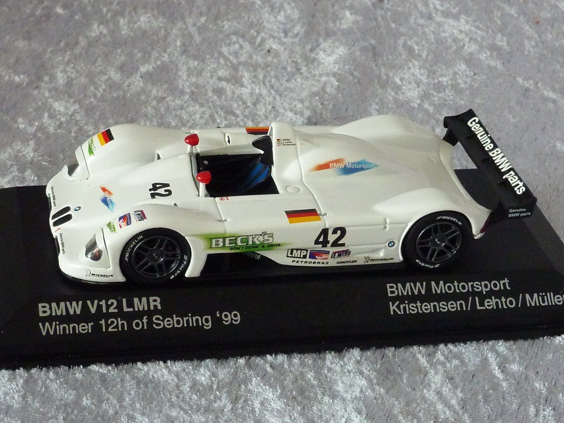 Minichamps Modellini d'auto: BMW V12 LMR Sebring99  1:43 – Nuovo e nell'imballaggio originale da Dürrenäsch venduto da modellautos4you 2