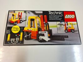 Lego 8843 Technic Fork-Lift Truck OVP