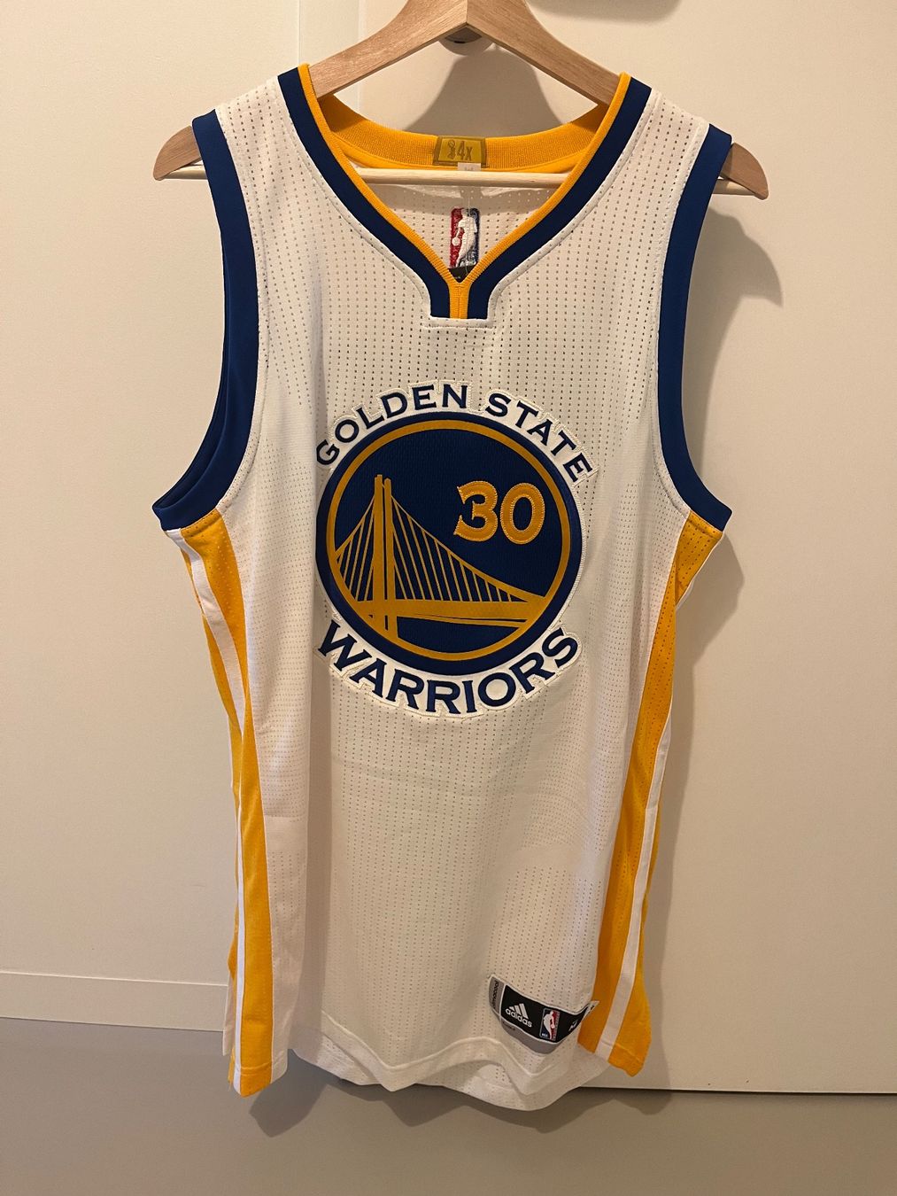 Adidas Leibchen & Hosen: Golden state warriors jersey 2016 Curry 30- player version – Neu und originalverpackt aus Genève von spi_5ssr 1