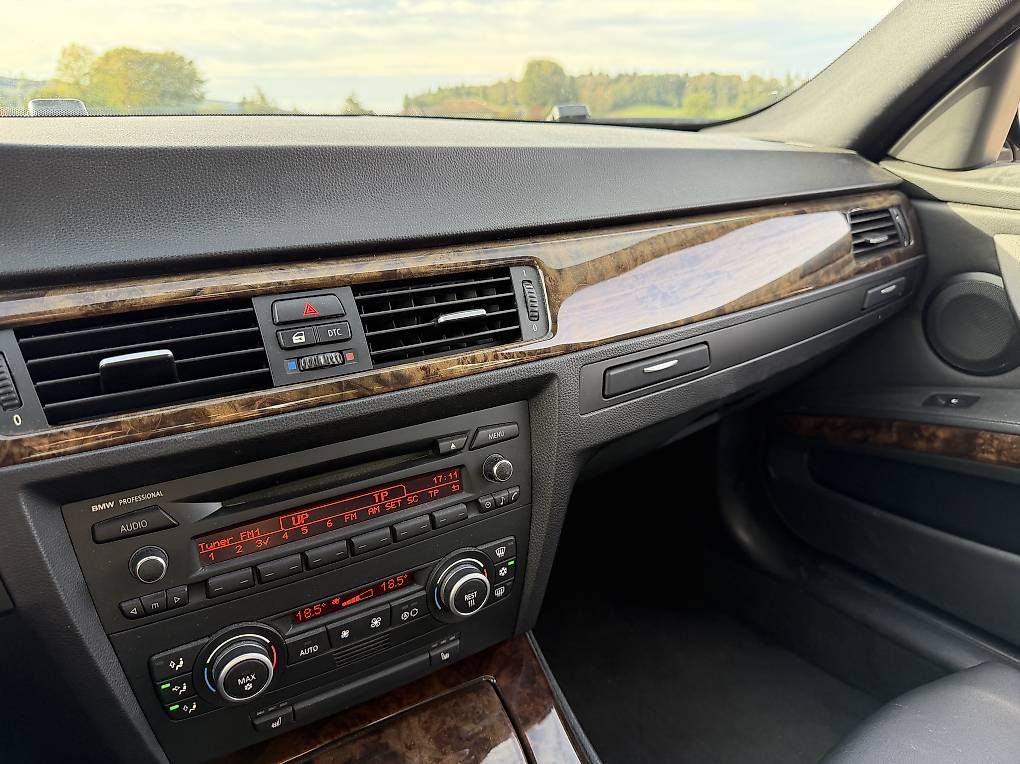 Automobili: Bmw E90 330i Heckantrieb – Usato da Muri AG venduto da Aero96 7