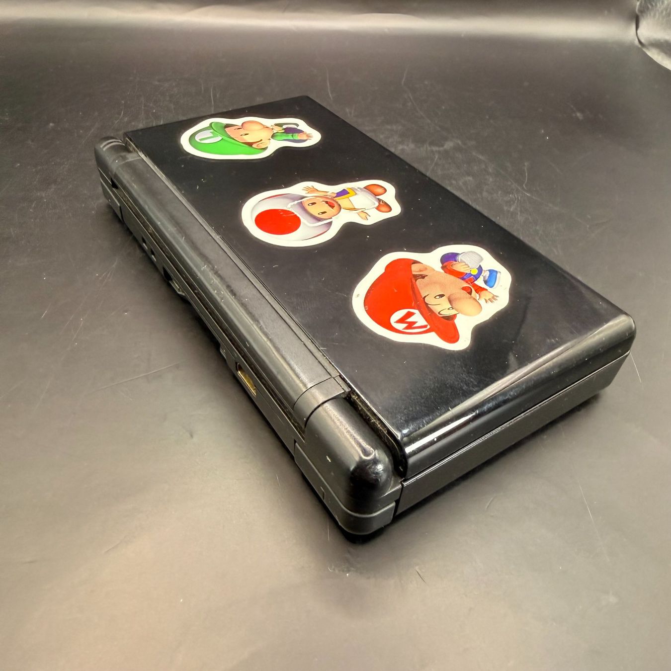 Nintendo Console: Nintendo DS Lite Schwarz – Difettoso da Düdingen venduto da Nerdworld 4
