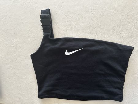 Kurzes Nike Top 🖤asymmetrisch, Schwarz, XS -Neuwertig