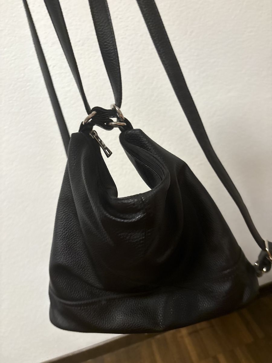 Borse da donna: Schwarze Handtasche/Rucksack aus Kunstleder – Usato da Volketswil venduto da Jenni1996 5