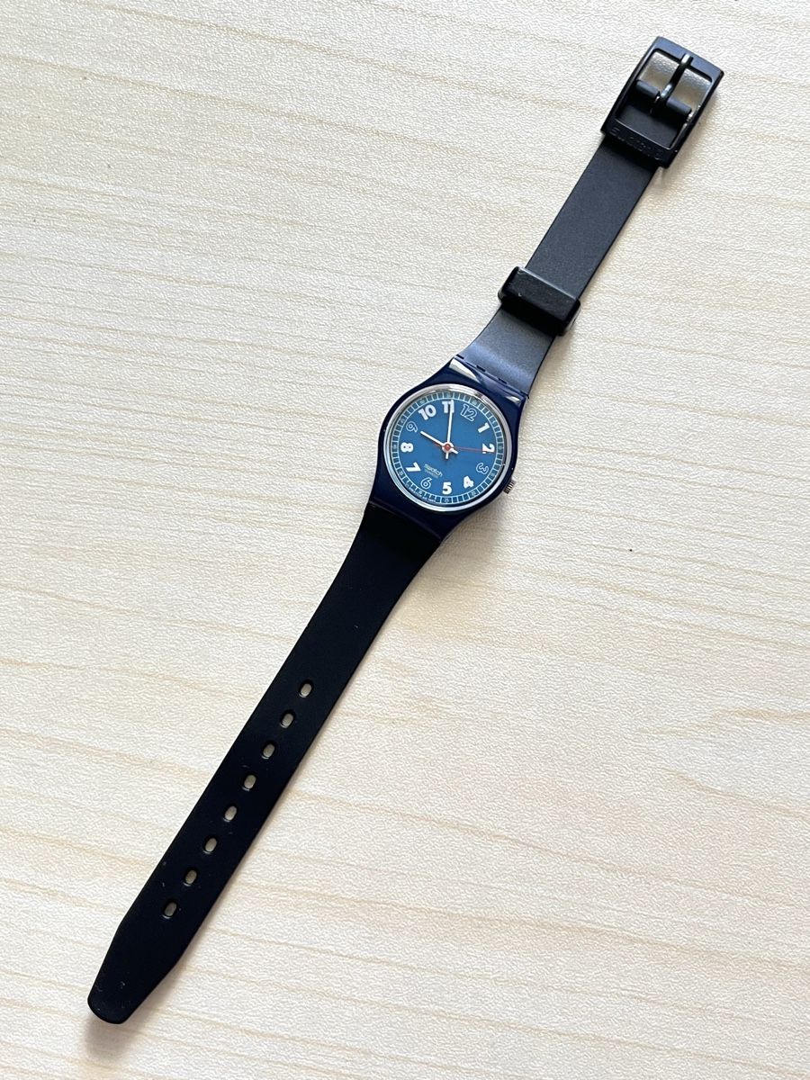 Swatch Orologi: Swatch Uhr dunkelblau mit Zifferblatt blau  – Usato da Grenchen venduto da chththl 1