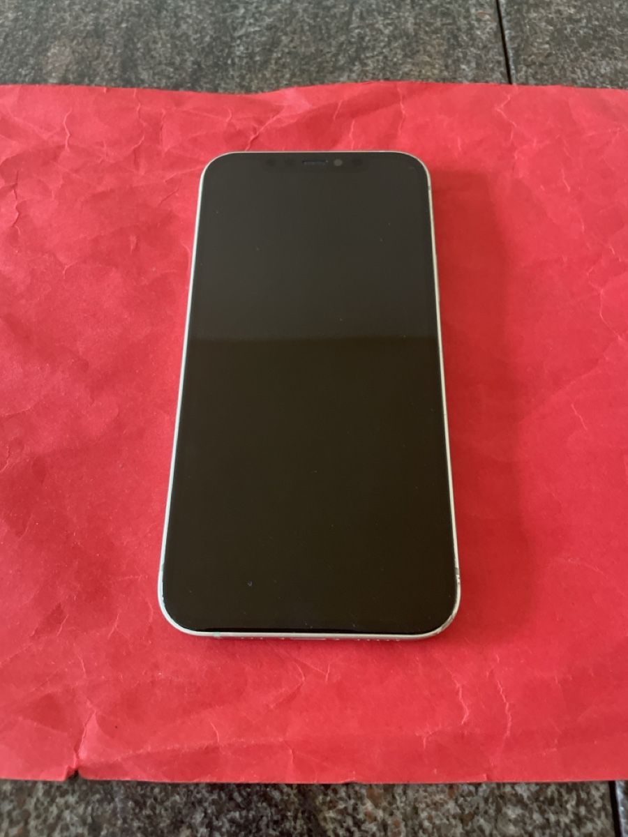 Apple Handys / Smartphones: IPHONE 12 64 GB KEINE ICLOUD SPERRE – Gebraucht aus winterthur von WINTERTHUR53