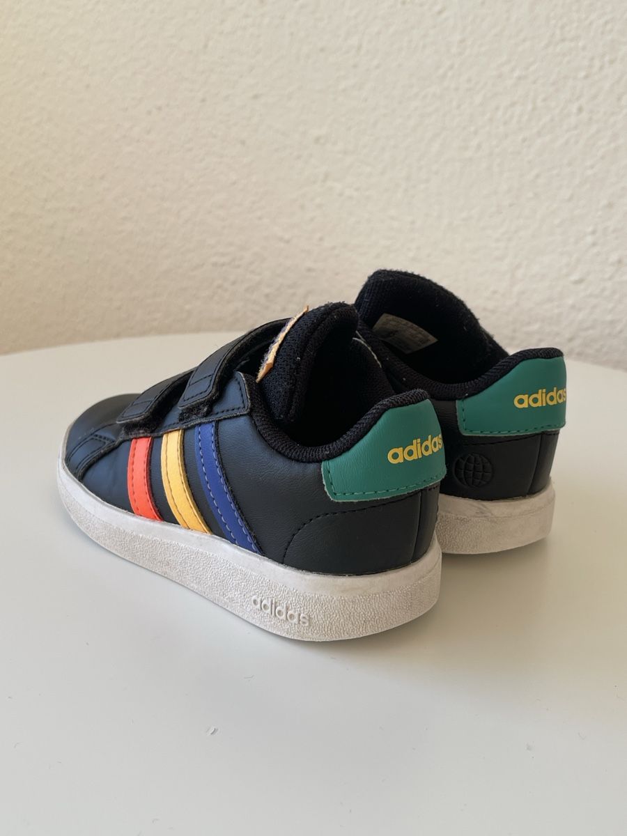 Adidas Scarpe per ragazzi: Adidas Sneaker Kinder Gr. 25  – Usato da Rapperswil SG venduto da Jule1410 3