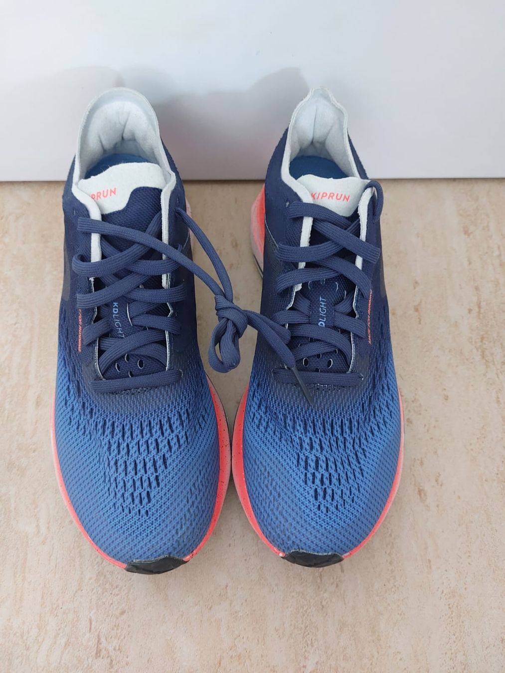 Decathlon Scarpe da donna: Chaussures de course pour femmes, pointure 36 – Usato da Mont-sur-Lausanne venduto da ane_pgq6 1