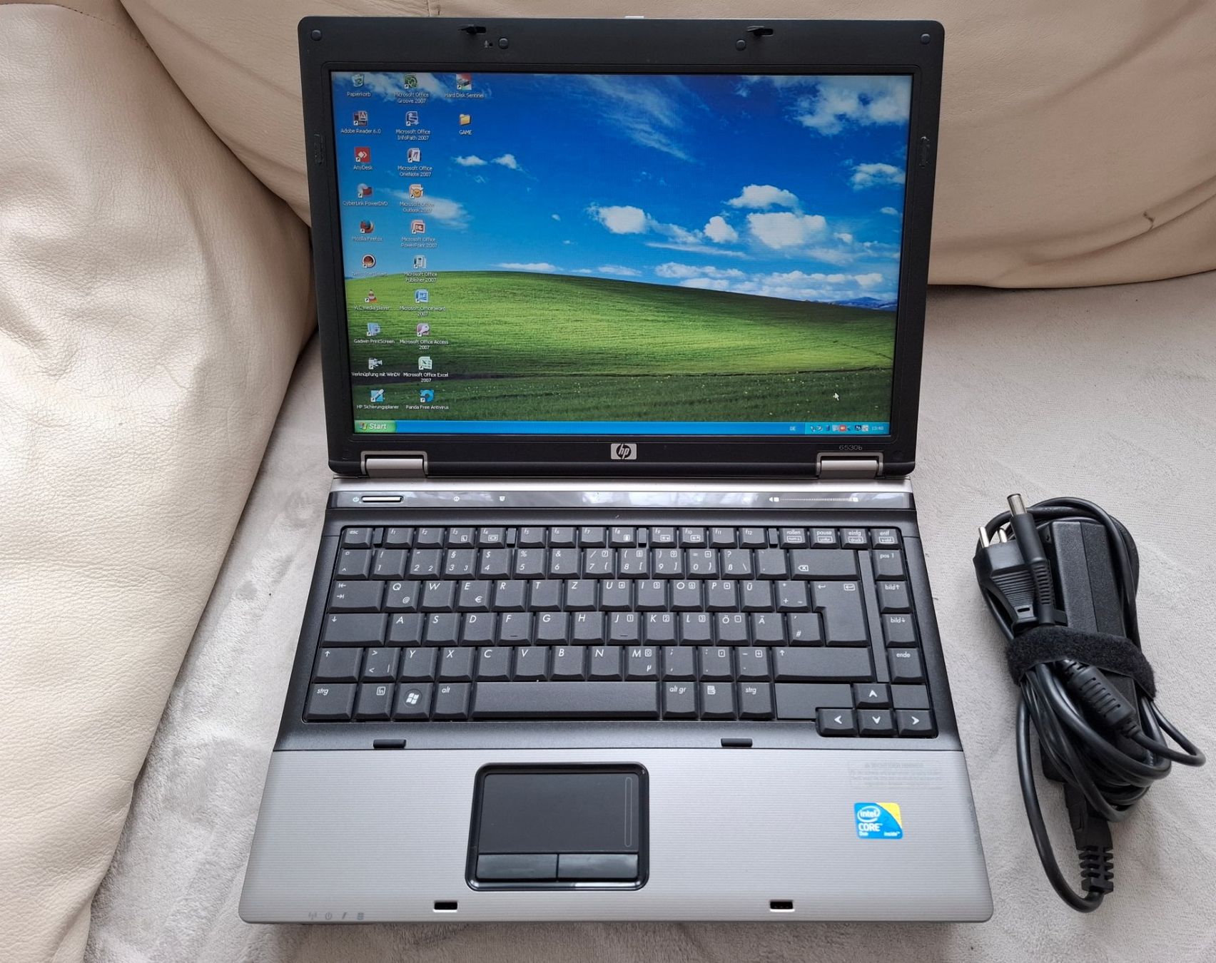 Compaq Notebook: HP Compaq 6530b Windows XP SP3 & Office Enterprise 2007 – Usato da Magden venduto da Gold-Adler