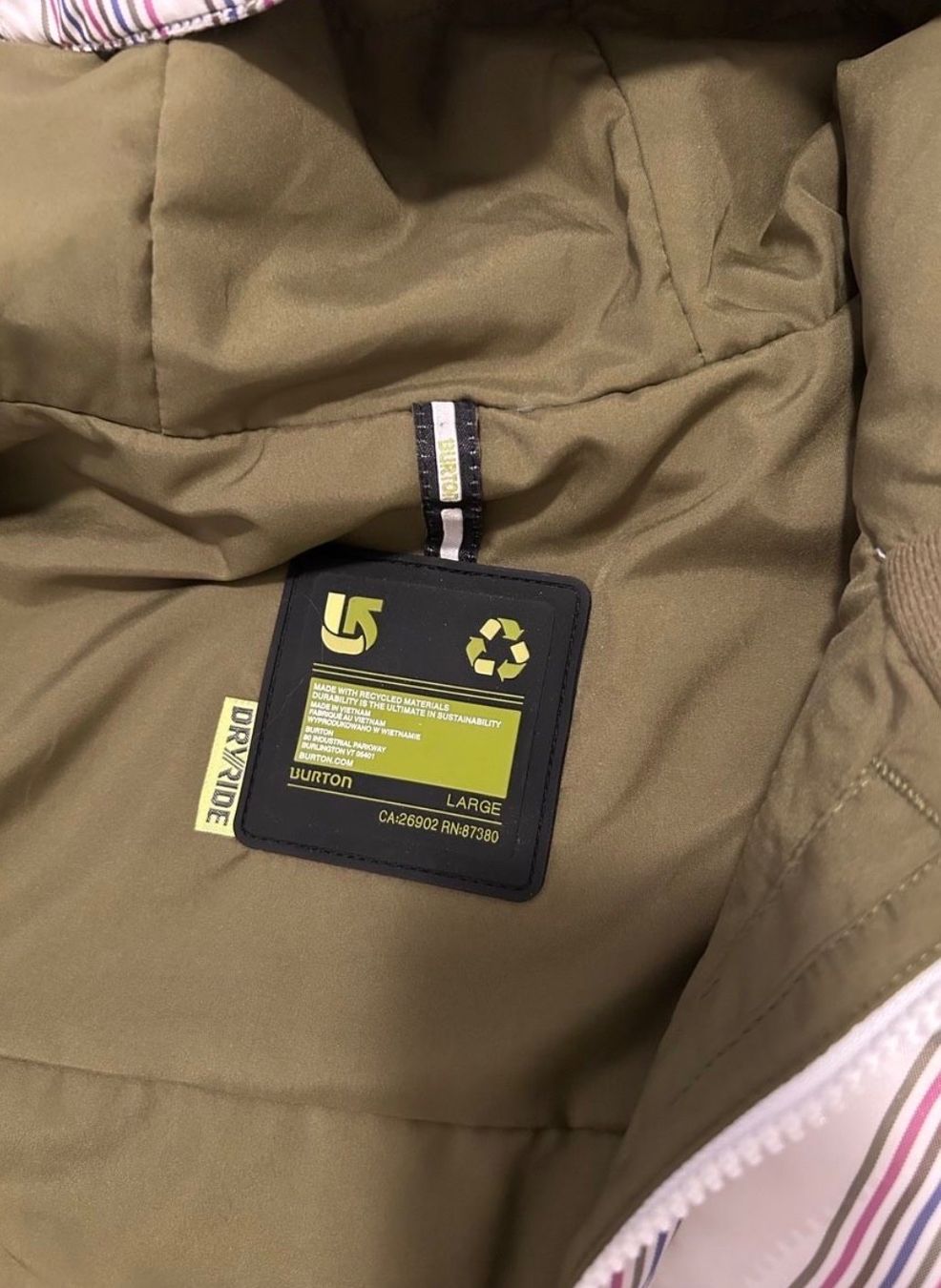 Burton Giacche: Burton Skijacke Grösse L NEU – Nuovo e nell'imballaggio originale da Genève venduto da yoww123 3