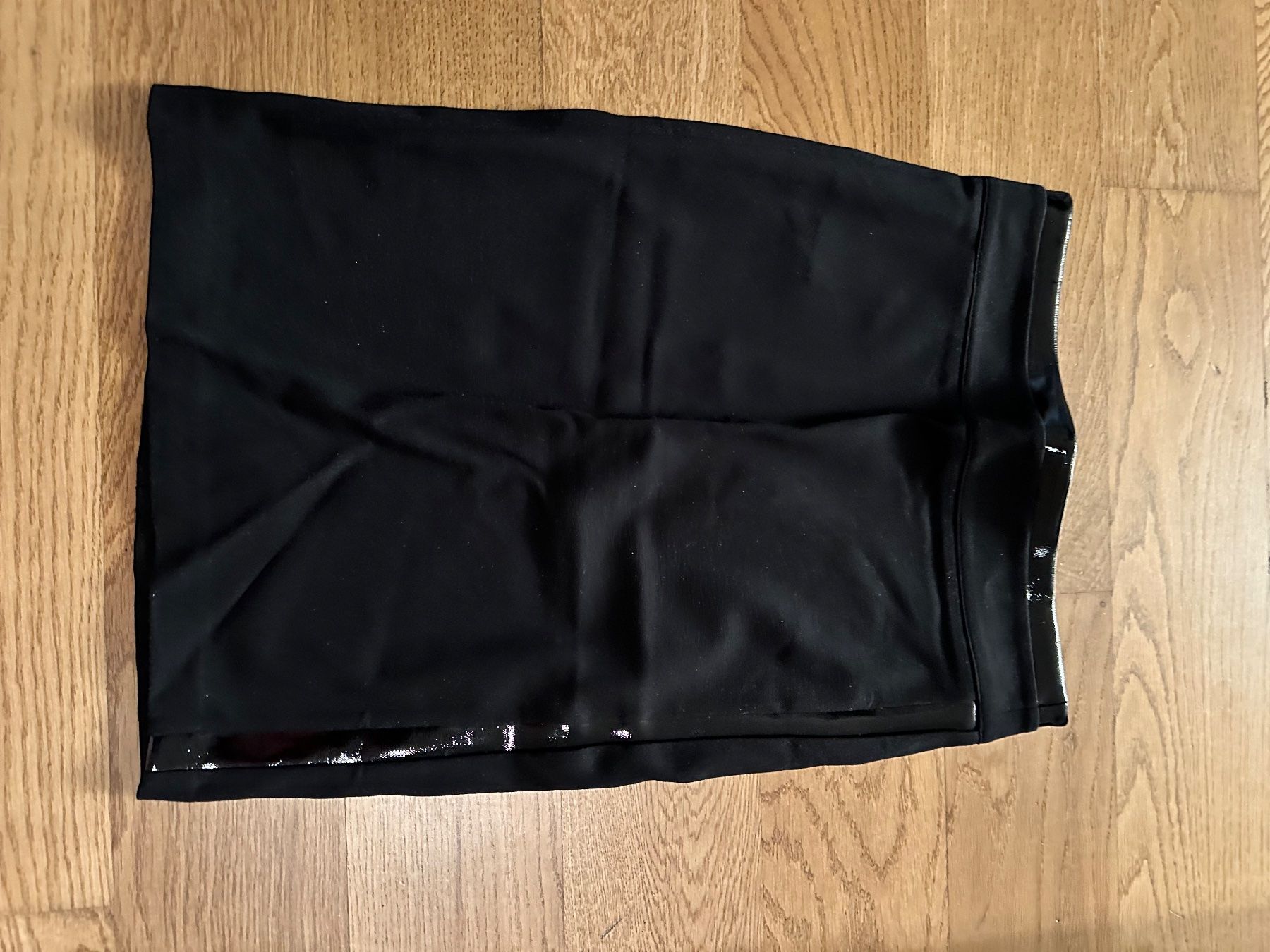 Guess Gonne: Guess Rock – Usato da Selzach venduto da Mperformance83