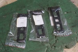 (17)     3 Spanngummi für Scania hintere Kotflügel