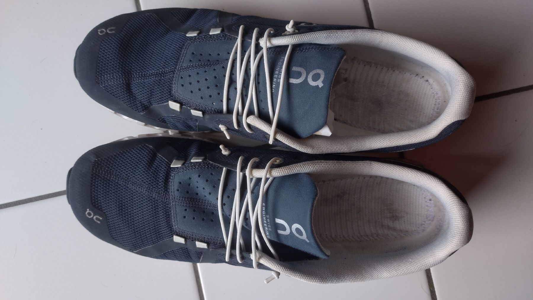 On Scarpe da uomo: Chaussures On Cloud Homme, Taille 46 – Usato da Farvagny-le-Grand venduto da LaCaverne 4