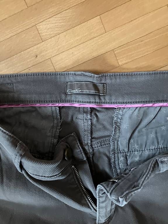 Hosen: beige hose größe 36 – Gebraucht aus baar von Lstar 1