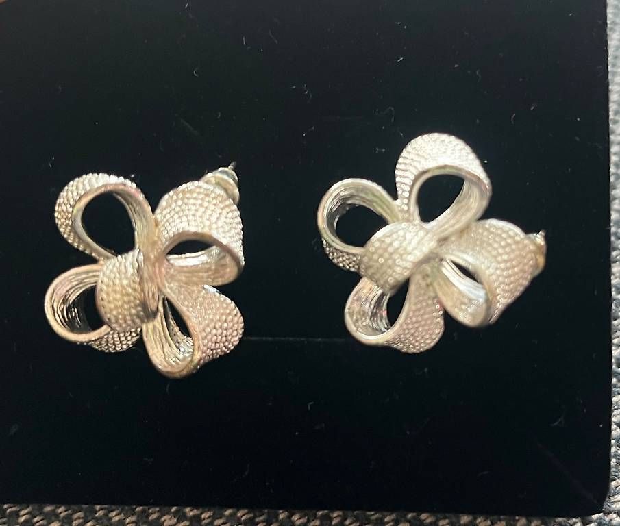 Boucles d'oreille: Ohrringe  – D'occasion à Basel par medscape2506 1