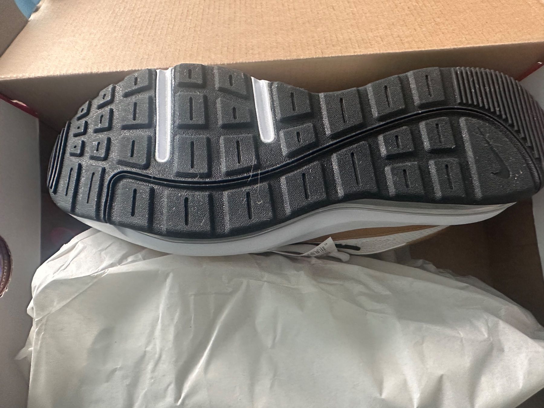 Nike Scarpe da donna: WMNS NIKE AIR MAX AP Gr. 40 - NEU – Nuovo e nell'imballaggio originale da Basel venduto da Lalulu01 3