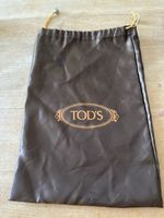 Tods: dunkelbrauner glänzender neuer hübscher stoffbeutel