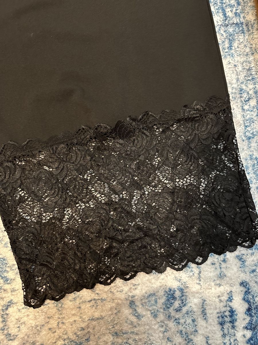 Boohoo Vestiti: Trägerloses Kleid mit Spitze – Usato da Adlikon b.Regensdf venduto da E.Prov 2