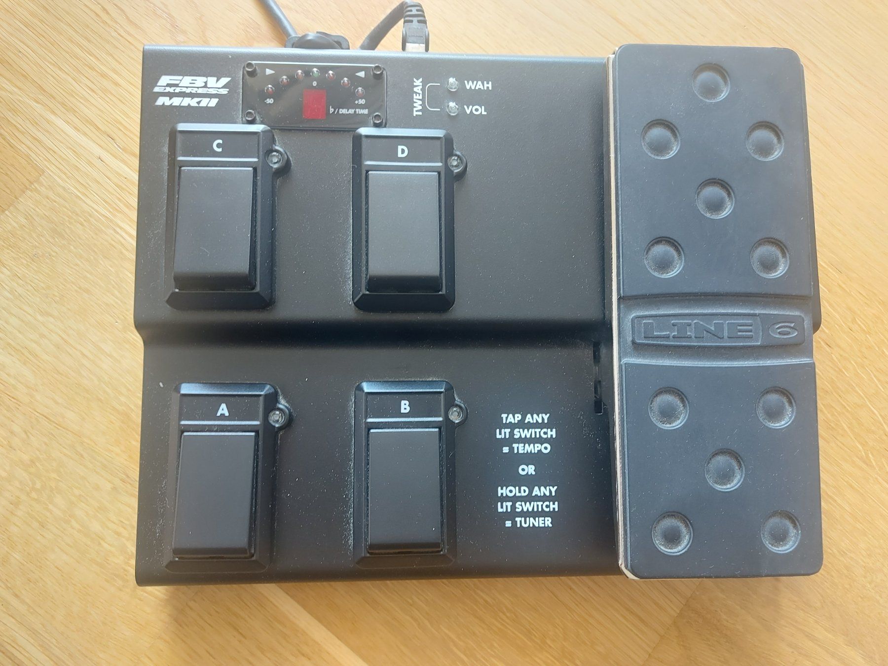 Line 6 Musikinstrumente: Line 6 FBV Express MkII Fusscontroller / Footswitch – Gebraucht aus Burgdorf von ada_k9bs