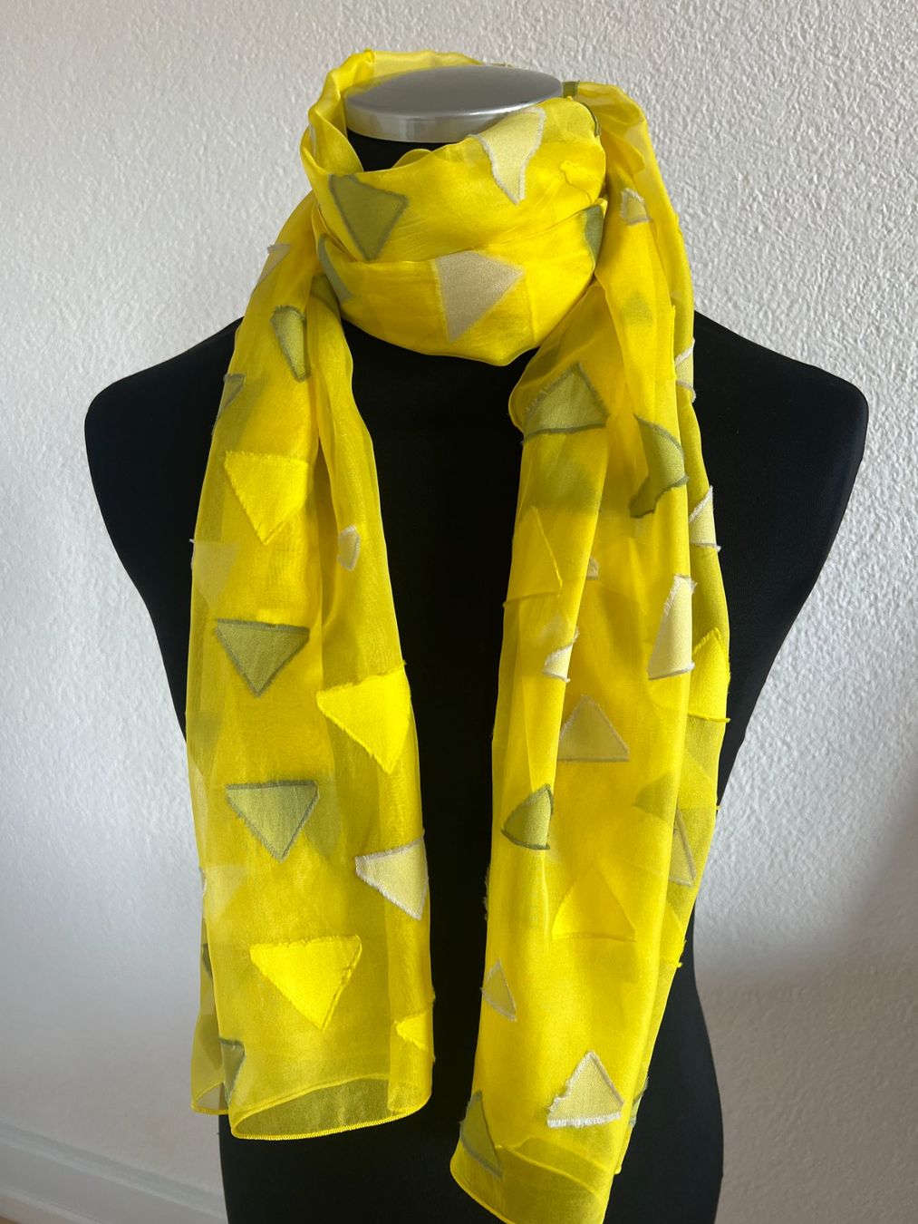 Colora Foulard & Sciarpe: Colora Schal, 75% Seide, Gelb, NEU – Nuovo e nell'imballaggio originale da Worb venduto da farben20zauber 1