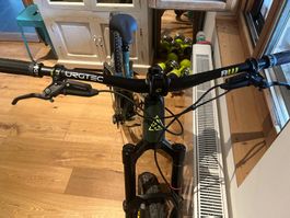 Birgtec Ride Wide Lenker/Forbidden Vorbau 40mm/Griffe Burgte