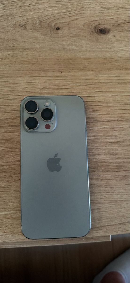 Apple Telefoni cellulari / Smartphones: Apple iPhone 16 Pro Max Titan Natur – Nuovo (secondo la descrizione) da Hitzkirch venduto da pej_lx2r