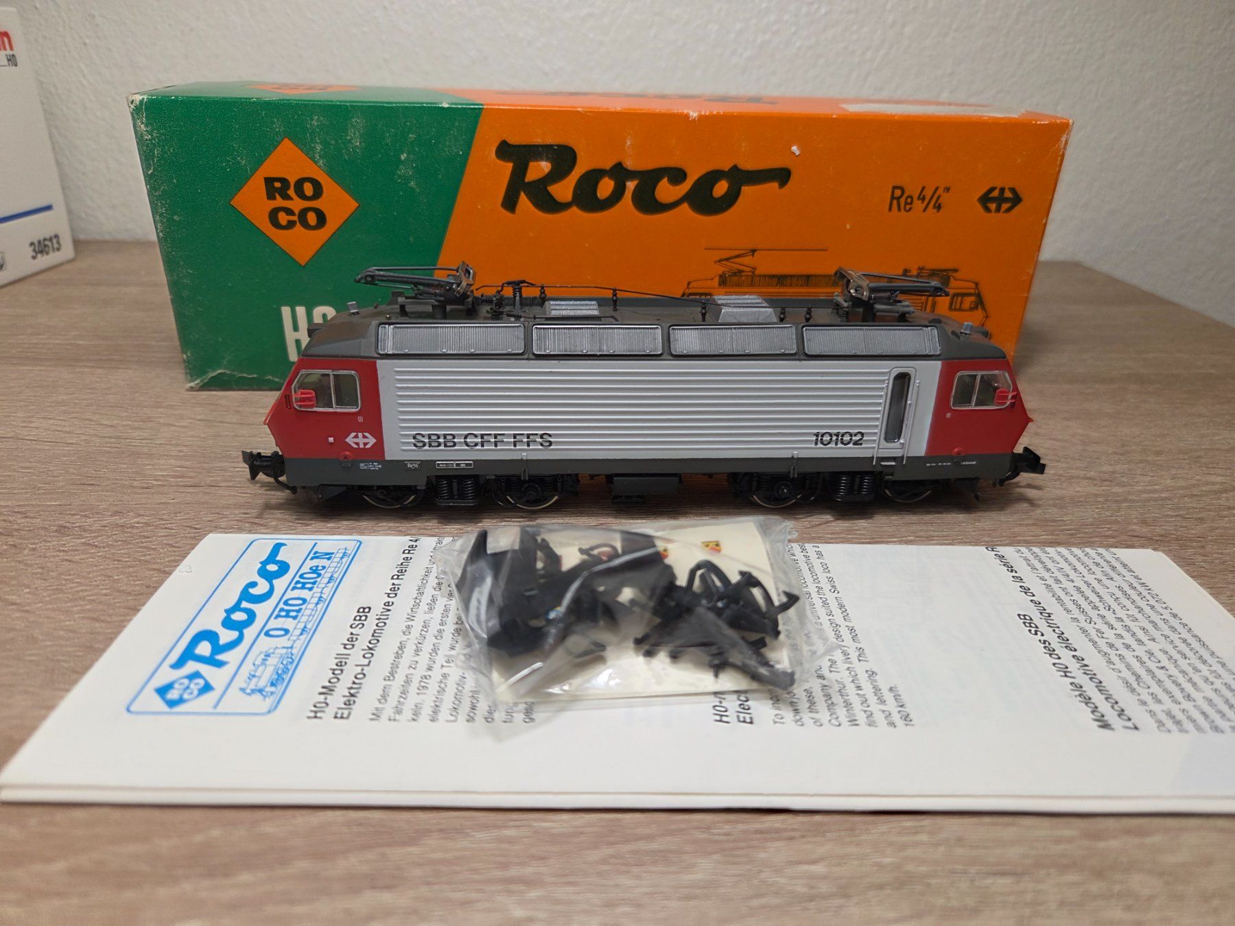 Roco Modellini di ferrovie: Roco 43493 E-Lok 10102 SBB H0 – Usato da St-Aubin-Sauges venduto da Lo_Go 6