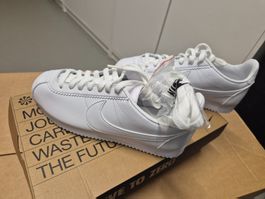 Nike Cortez Lederschuhe , Grösse 40, NEU