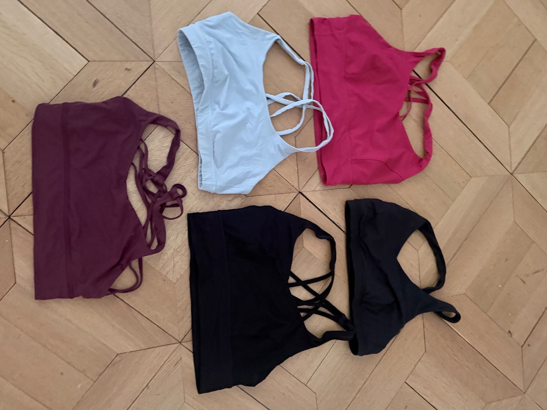 Lululemon Autres dessous: Set Align Lululemon BH Grösse 14 – D'occasion à Bern par kirili