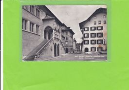 Bern-Rathausplatz-Oldtimer