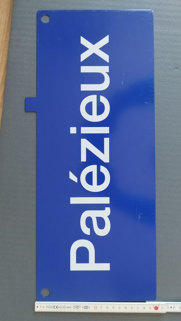 Schilder: Plaque SBB/CFF/FFS Villeneuve/Palézieux – Gebraucht aus Essertines-sur-Rolle von Cavchoupi 1